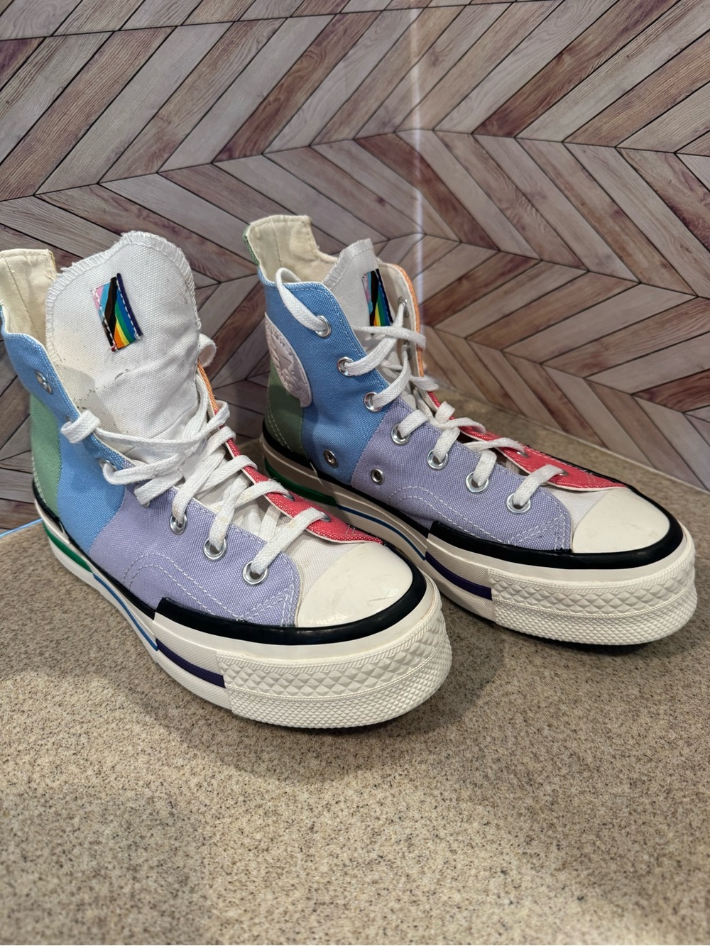 Converse Chuck 70 plus hi “pride proud to be”” mens 5.5 or ladies 7.5 A06029C - Picture 7 of 9
